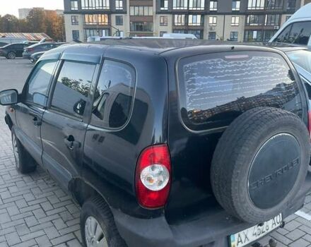 Чорний Шевроле Нива, об'ємом двигуна 1.7 л та пробігом 150 тис. км за 4000 $, фото 1 на Automoto.ua