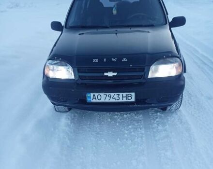 Чорний Шевроле Нива, об'ємом двигуна 1.7 л та пробігом 173 тис. км за 4300 $, фото 1 на Automoto.ua