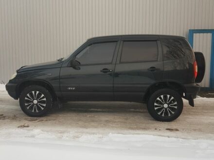 Шевроле Нива 2007 в Черновцах на Automoto.ua Черный Шевроле Нива, объемом двигателя 0 л и пробегом 140 тыс. км за 4000 $, фото 1 на Automoto.ua