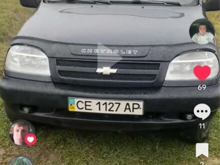 Чорний Шевроле Нива, об'ємом двигуна 0 л та пробігом 150 тис. км за 3550 $, фото 1 на Automoto.ua