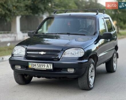 Чорний Шевроле Нива, об'ємом двигуна 1.69 л та пробігом 63 тис. км за 5500 $, фото 1 на Automoto.ua