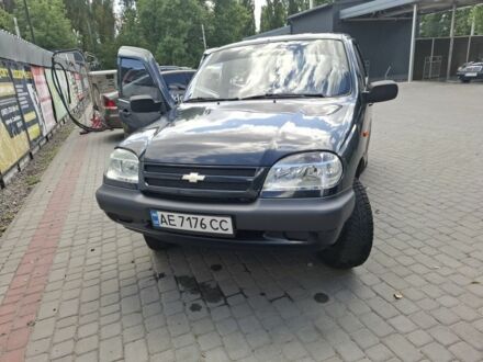Черный Шевроле Нива, объемом двигателя 1.7 л и пробегом 36 тыс. км за 6500 $, фото 1 на Automoto.ua