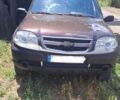 Коричневый Шевроле Нива, объемом двигателя 1.7 л и пробегом 190 тыс. км за 4000 $, фото 1 на Automoto.ua