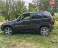 Коричневый Шевроле Нива, объемом двигателя 1.7 л и пробегом 190 тыс. км за 4000 $, фото 1 на Automoto.ua
