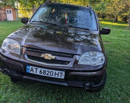 Коричневый Шевроле Нива, объемом двигателя 1.7 л и пробегом 170 тыс. км за 4800 $, фото 7 на Automoto.ua