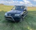 Коричневий Шевроле Нива, об'ємом двигуна 1.7 л та пробігом 250 тис. км за 3600 $, фото 1 на Automoto.ua