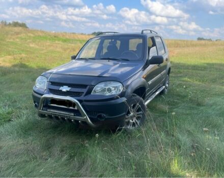 Коричневий Шевроле Нива, об'ємом двигуна 1.7 л та пробігом 250 тис. км за 3600 $, фото 1 на Automoto.ua
