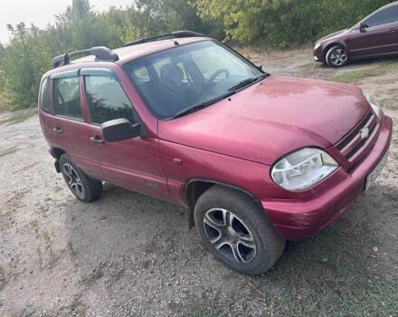 Червоний Шевроле Нива, об'ємом двигуна 1.7 л та пробігом 1 тис. км за 3400 $, фото 3 на Automoto.ua