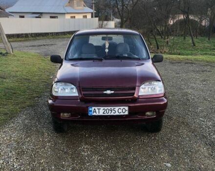 Красный Шевроле Нива, объемом двигателя 1.7 л и пробегом 280 тыс. км за 2350 $, фото 1 на Automoto.ua