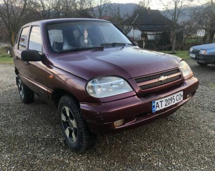 Красный Шевроле Нива, объемом двигателя 1.7 л и пробегом 280 тыс. км за 2350 $, фото 9 на Automoto.ua