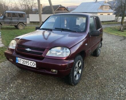 Красный Шевроле Нива, объемом двигателя 1.7 л и пробегом 280 тыс. км за 2350 $, фото 8 на Automoto.ua