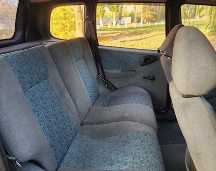 Червоний Шевроле Нива, об'ємом двигуна 1.7 л та пробігом 301 тис. км за 2950 $, фото 11 на Automoto.ua