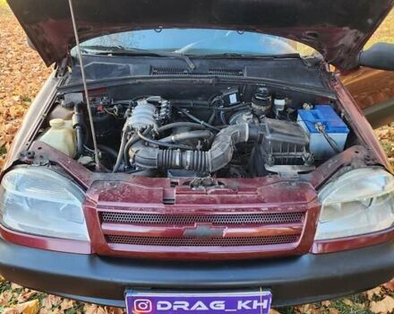 Червоний Шевроле Нива, об'ємом двигуна 1.7 л та пробігом 301 тис. км за 2950 $, фото 13 на Automoto.ua