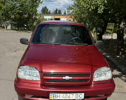 Красный Шевроле Нива, объемом двигателя 1.7 л и пробегом 108 тыс. км за 4700 $, фото 4 на Automoto.ua