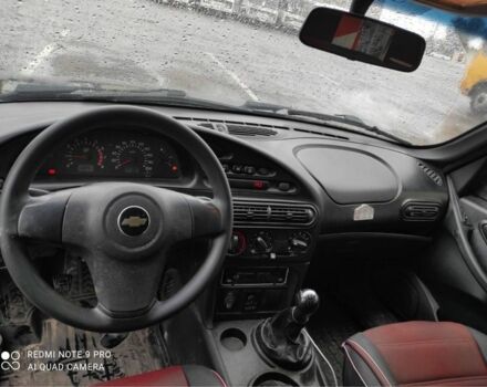 Шевроле Нива 2016 в Ладыжин на Automoto.ua Красный Шевроле Нива, объемом двигателя 1.7 л и пробегом 131 тыс. км за 6130 $, фото 7 на Automoto.ua
