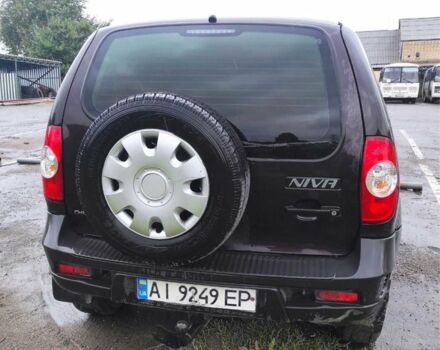 Шевроле Нива 2016 в Ладыжин на Automoto.ua Красный Шевроле Нива, объемом двигателя 1.7 л и пробегом 131 тыс. км за 6130 $, фото 2 на Automoto.ua