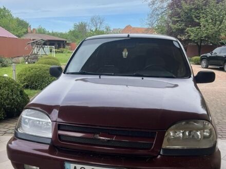 Шевроле Нива 2004 у Ужгороді на Automoto.ua Червоний Шевроле Нива, об'ємом двигуна 1.7 л та пробігом 90 тис. км за 4000 $, фото 1 на Automoto.ua