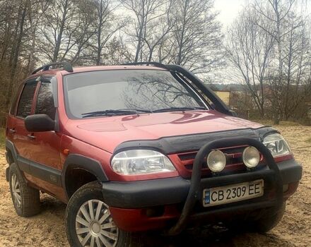 Червоний Шевроле Нива, об'ємом двигуна 1.7 л та пробігом 217 тис. км за 3900 $, фото 1 на Automoto.ua