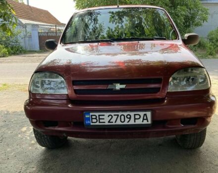 Червоний Шевроле Нива, об'ємом двигуна 1.7 л та пробігом 242 тис. км за 3100 $, фото 1 на Automoto.ua