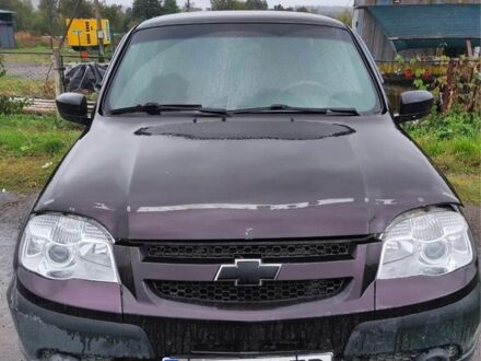 Шевроле Нива 2016 в Ладыжин на Automoto.ua Красный Шевроле Нива, объемом двигателя 1.7 л и пробегом 131 тыс. км за 6130 $, фото 1 на Automoto.ua