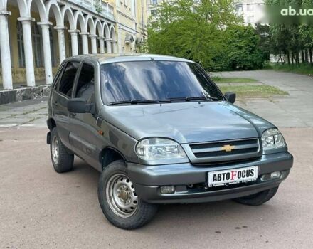 Шевроле Нива, объемом двигателя 1.7 л и пробегом 157 тыс. км за 3790 $, фото 1 на Automoto.ua