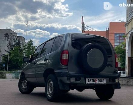 Шевроле Нива, объемом двигателя 1.7 л и пробегом 157 тыс. км за 3790 $, фото 4 на Automoto.ua
