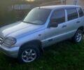 Шевроле Нива, объемом двигателя 1.7 л и пробегом 200 тыс. км за 3500 $, фото 1 на Automoto.ua