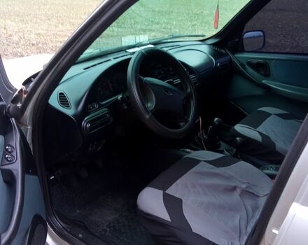 Шевроле Нива, объемом двигателя 1.7 л и пробегом 230 тыс. км за 4400 $, фото 2 на Automoto.ua