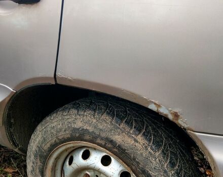 Шевроле Нива, объемом двигателя 1.7 л и пробегом 444 тыс. км за 2700 $, фото 6 на Automoto.ua