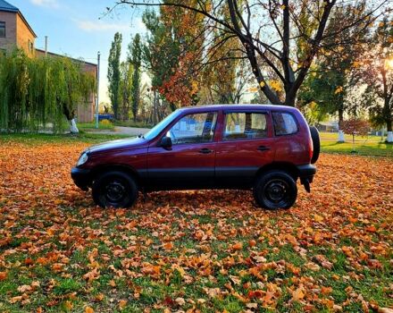Шевроле Нива, объемом двигателя 1.7 л и пробегом 300 тыс. км за 2950 $, фото 7 на Automoto.ua