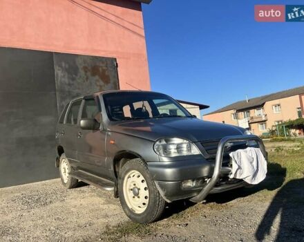 Шевроле Нива, об'ємом двигуна 1.7 л та пробігом 270 тис. км за 3000 $, фото 3 на Automoto.ua