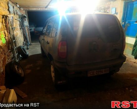 Шевроле Нива, об'ємом двигуна 1.7 л та пробігом 178 тис. км за 2900 $, фото 5 на Automoto.ua