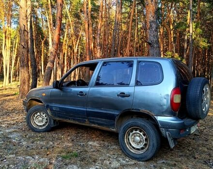 Шевроле Нива, объемом двигателя 1.7 л и пробегом 350 тыс. км за 1800 $, фото 1 на Automoto.ua