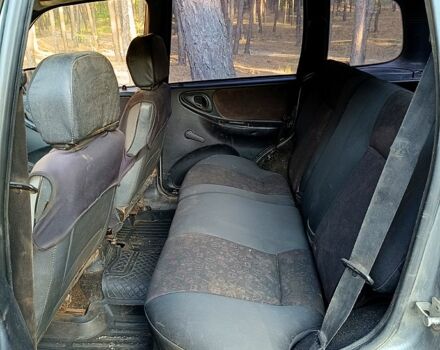Шевроле Нива, объемом двигателя 1.7 л и пробегом 350 тыс. км за 1800 $, фото 9 на Automoto.ua