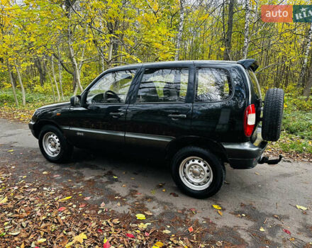 Шевроле Нива, объемом двигателя 0 л и пробегом 274 тыс. км за 3600 $, фото 6 на Automoto.ua