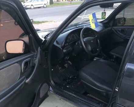 Шевроле Нива 2007 у Хмельницькому на Automoto.ua Шевроле Нива, об'ємом двигуна 1.7 л та пробігом 157 тис. км за 3500 $, фото 4 на Automoto.ua