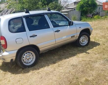 Шевроле Нива, об'ємом двигуна 1.7 л та пробігом 161 тис. км за 4100 $, фото 9 на Automoto.ua