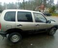 Шевроле Нива, объемом двигателя 1.7 л и пробегом 122 тыс. км за 2800 $, фото 3 на Automoto.ua