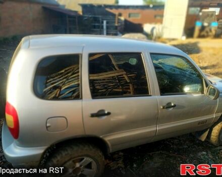 Шевроле Нива, объемом двигателя 1.7 л и пробегом 127 тыс. км за 3800 $, фото 1 на Automoto.ua
