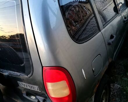 Шевроле Нива, объемом двигателя 1.7 л и пробегом 220 тыс. км за 1500 $, фото 6 на Automoto.ua