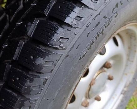 Шевроле Нива, объемом двигателя 1.7 л и пробегом 164 тыс. км за 3800 $, фото 6 на Automoto.ua