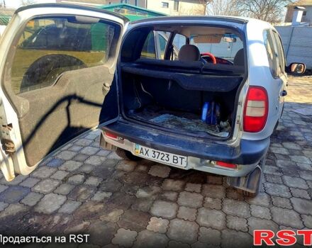 Шевроле Нива, объемом двигателя 17 л и пробегом 352 тыс. км за 2300 $, фото 2 на Automoto.ua