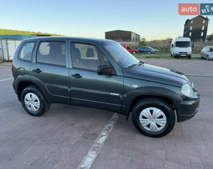 Шевроле Нива, объемом двигателя 0 л и пробегом 138 тыс. км за 3950 $, фото 2 на Automoto.ua