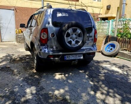 Шевроле Нива, объемом двигателя 1.7 л и пробегом 0 тыс. км за 5000 $, фото 2 на Automoto.ua