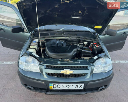 Шевроле Нива, объемом двигателя 0 л и пробегом 138 тыс. км за 3950 $, фото 26 на Automoto.ua