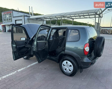 Шевроле Нива, объемом двигателя 0 л и пробегом 138 тыс. км за 3950 $, фото 30 на Automoto.ua