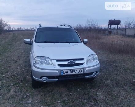 Шевроле Нива, об'ємом двигуна 1.7 л та пробігом 195 тис. км за 6000 $, фото 1 на Automoto.ua