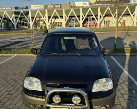 Шевроле Нива, объемом двигателя 1.69 л и пробегом 160 тыс. км за 5300 $, фото 7 на Automoto.ua
