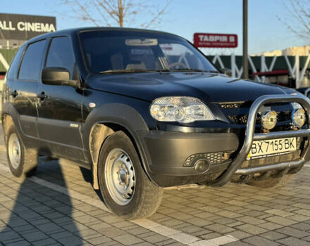 Шевроле Нива, объемом двигателя 1.69 л и пробегом 160 тыс. км за 5300 $, фото 1 на Automoto.ua