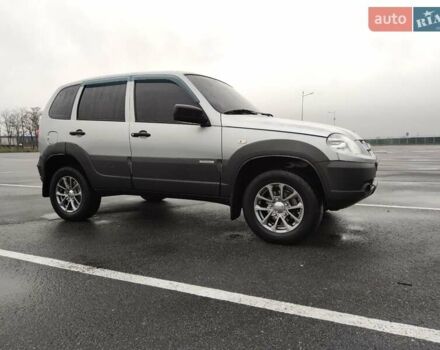Шевроле Нива, об'ємом двигуна 1.7 л та пробігом 61 тис. км за 7200 $, фото 4 на Automoto.ua